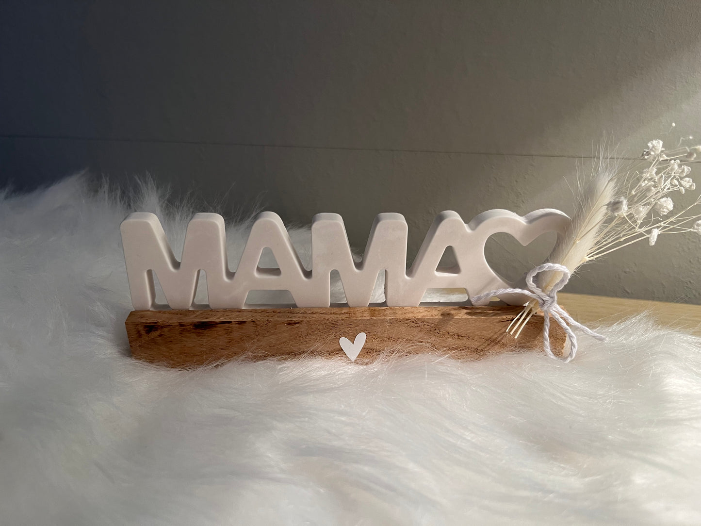Schriftzug Mama | Geburtstag | Muttertag | Herz